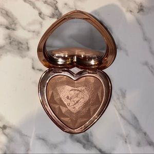 Too faced ray of light highlighter